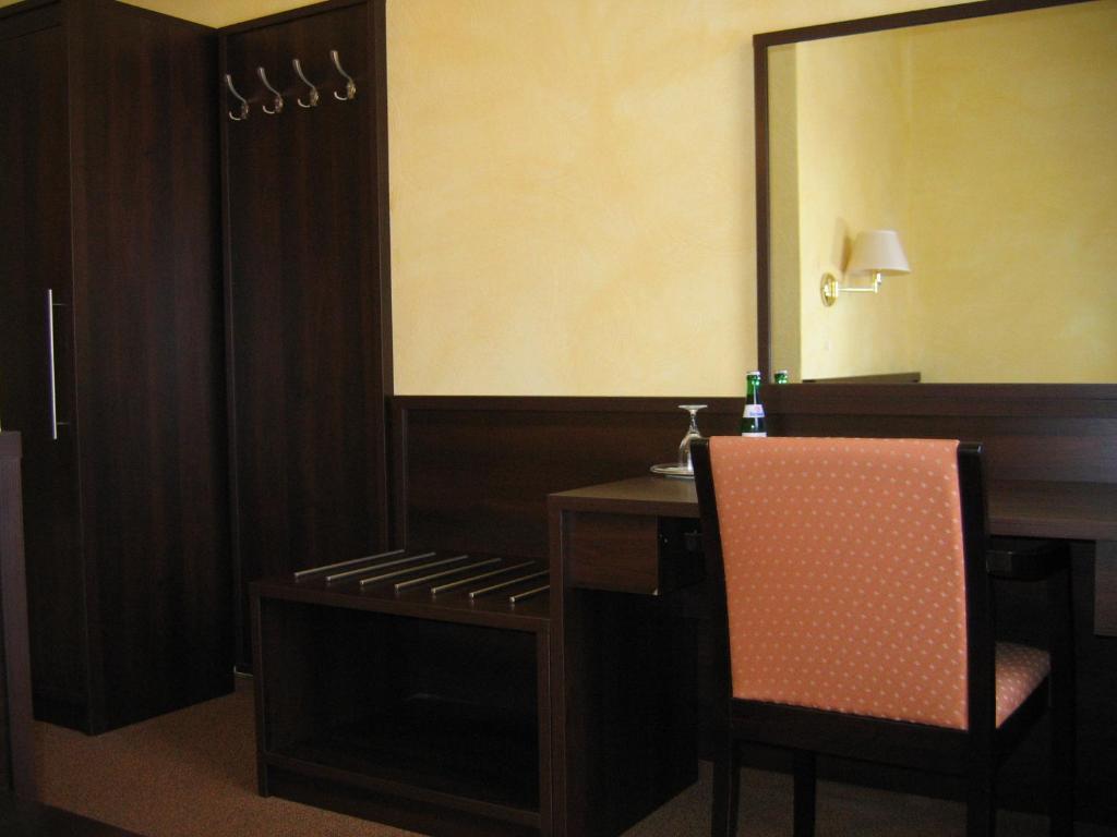 Hotel Rosenhof Dusseldorf Room photo